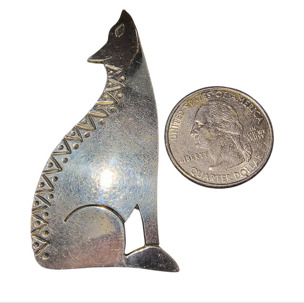 Taxco Mexico Artisan Sterling Silver Howling Coyote Brooch - Picture 5 of 10